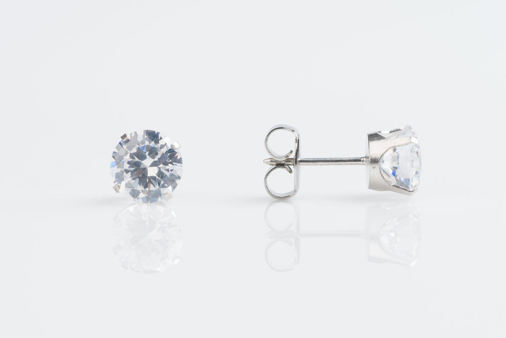 14 Karat White Gold Cubic Zirconia Piercing Studs
7mm