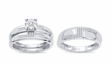 Lady's White 14 Karat Wedding Set trio 0.25tw Round Diamonds Finish: H